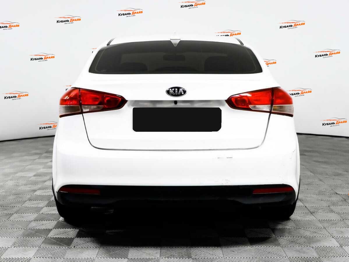 Kia Cerato 2017 года с пробегом. Фото: #5