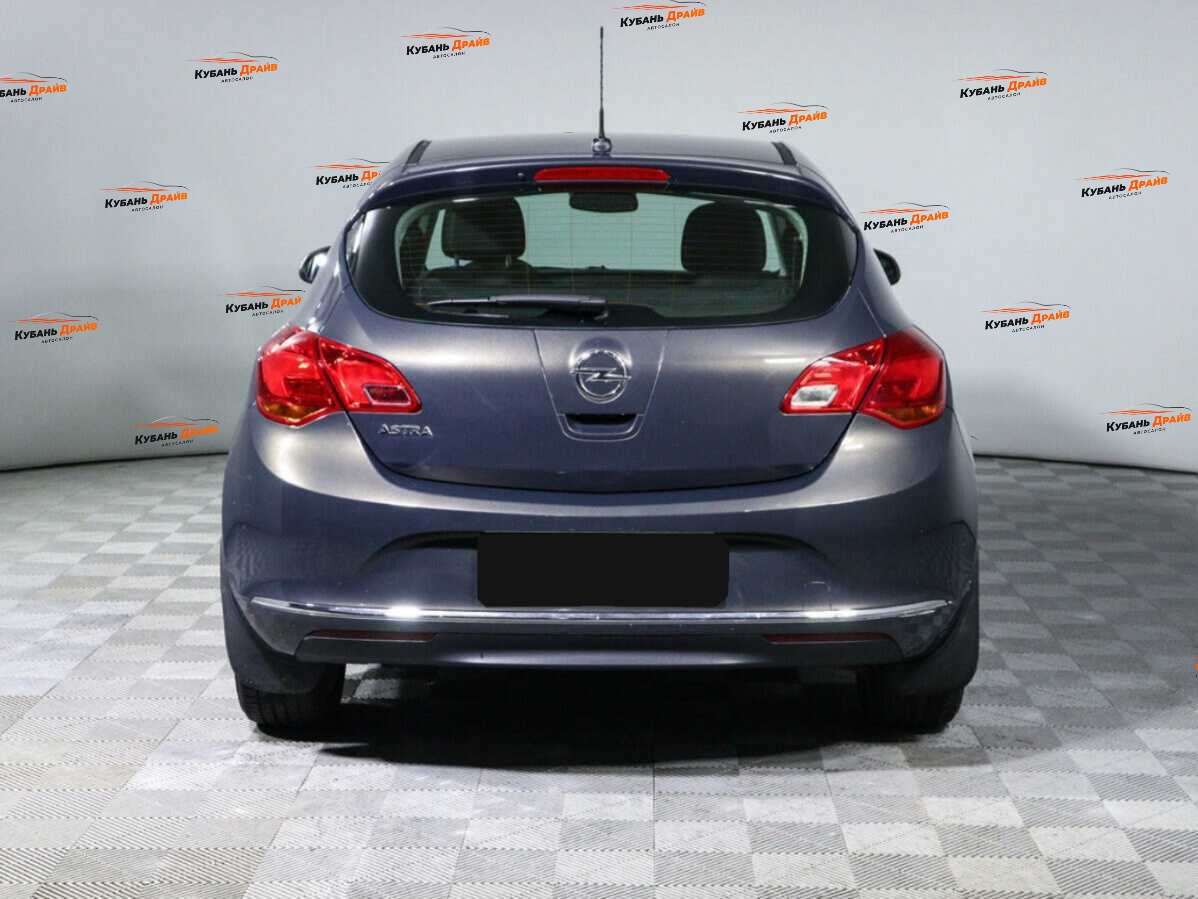 Opel Astra 2012 года с пробегом. Фото: #5