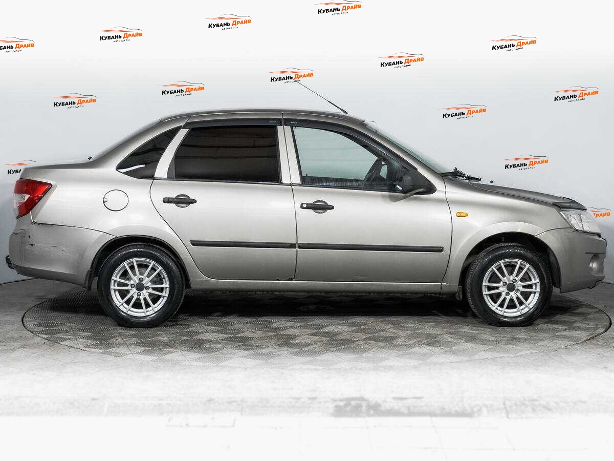 Lada (ВАЗ) Granta 2012 года с пробегом. Фото: #3