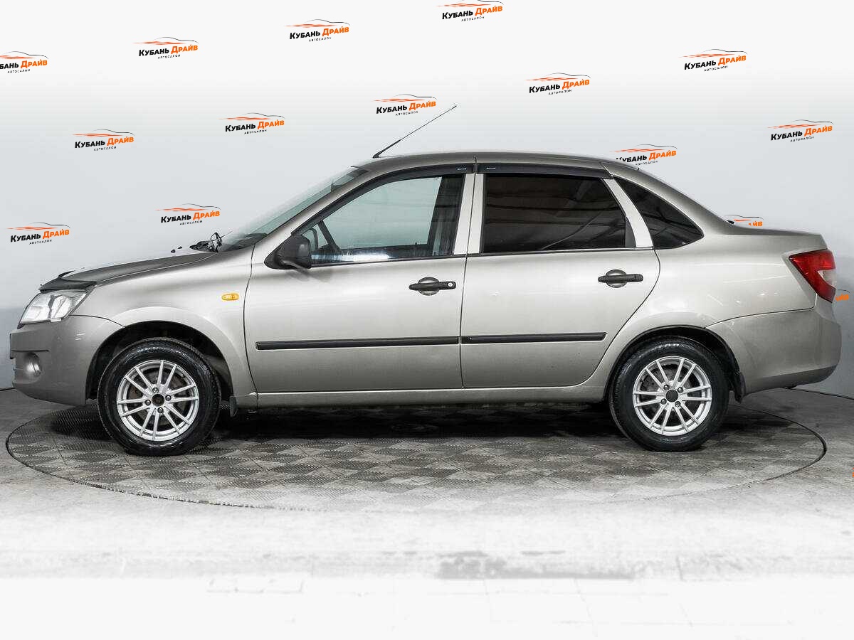 Lada (ВАЗ) Granta 2012 года с пробегом. Фото: #7