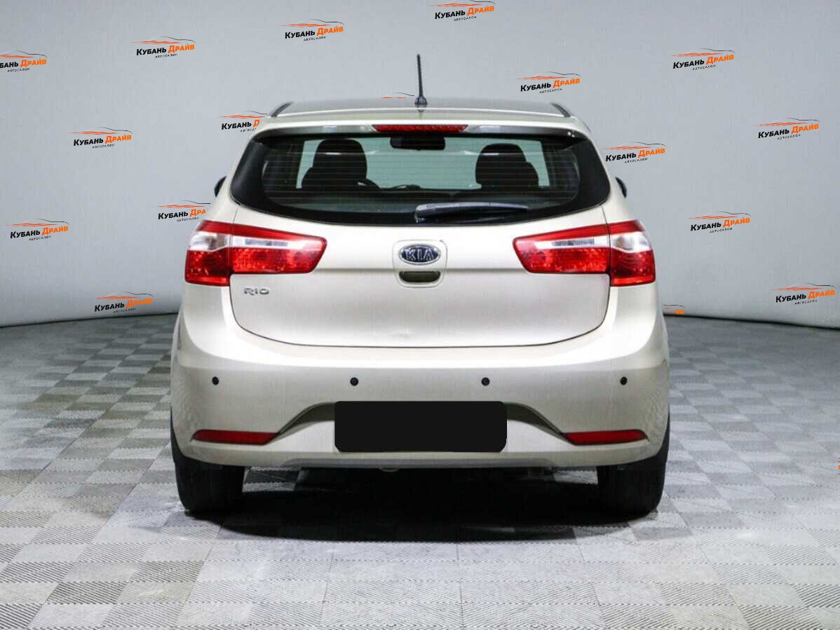 Kia Rio 2012 года с пробегом. Фото: #4