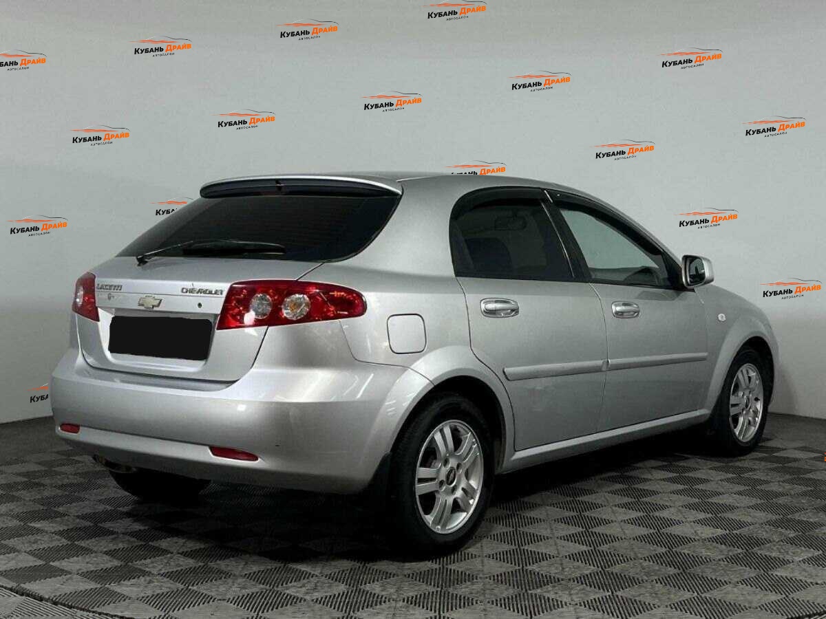 Chevrolet Lacetti 2012 года с пробегом. Фото: #4