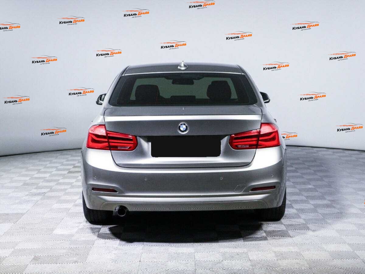 BMW 3 серии 2017 года с пробегом. Фото: #4
