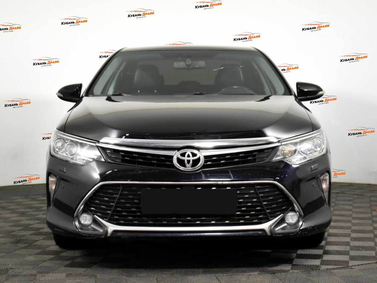 Toyota Camry 2017 года с пробегом. Фото: #1