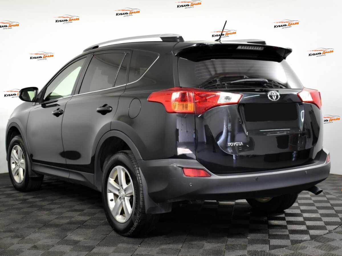 Toyota RAV4 2014 года с пробегом. Фото: #5