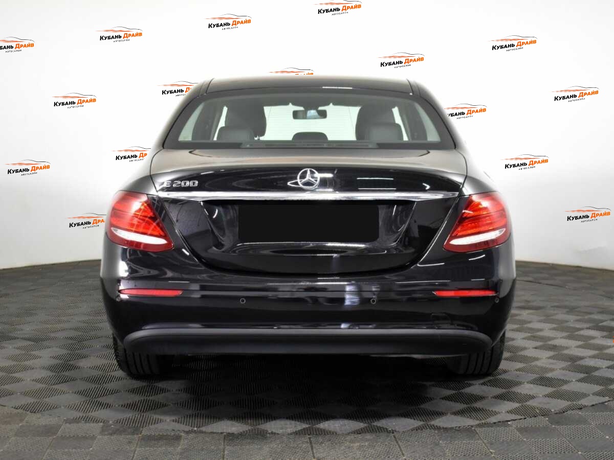 Mercedes-Benz E-Класс 2016 года с пробегом. Фото: #4