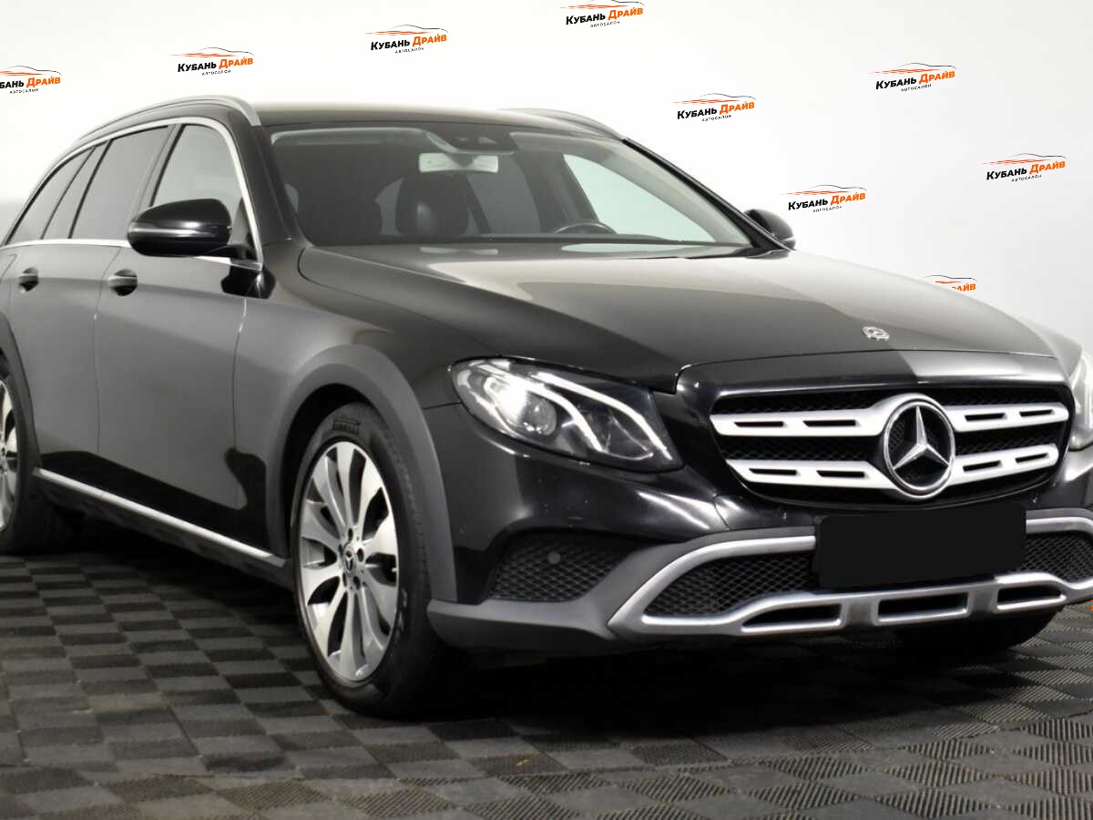 Mercedes-Benz E-Класс 2017 года с пробегом. Фото: #2