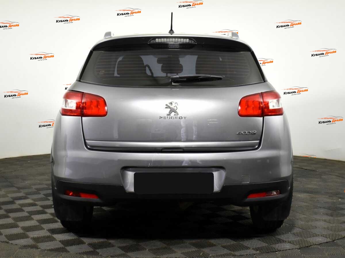 Peugeot 4008 2012 года с пробегом. Фото: #4