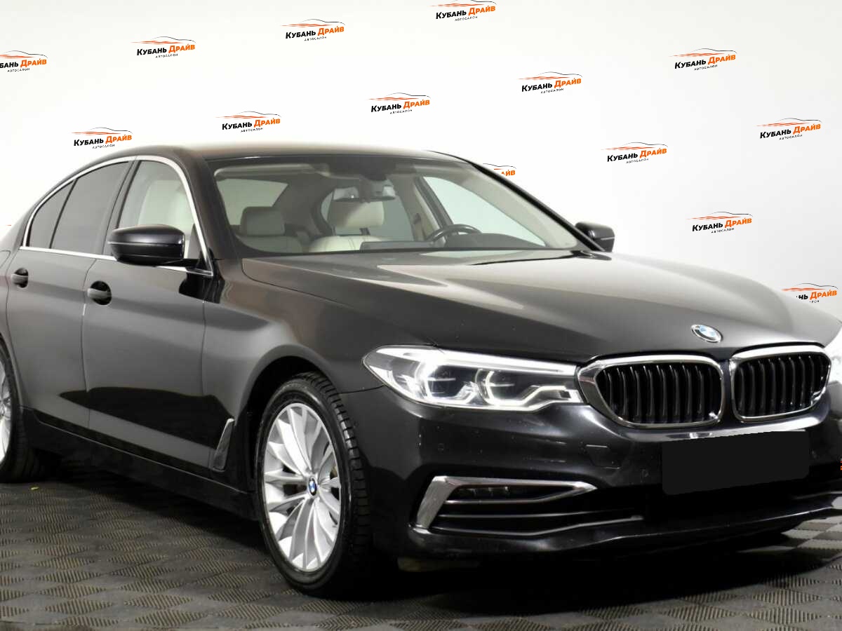 BMW 5 серии 2019 года с пробегом. Фото: #2