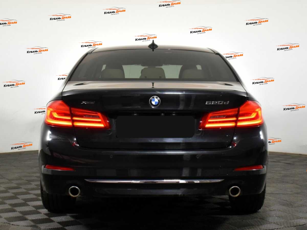 BMW 5 серии 2019 года с пробегом. Фото: #4