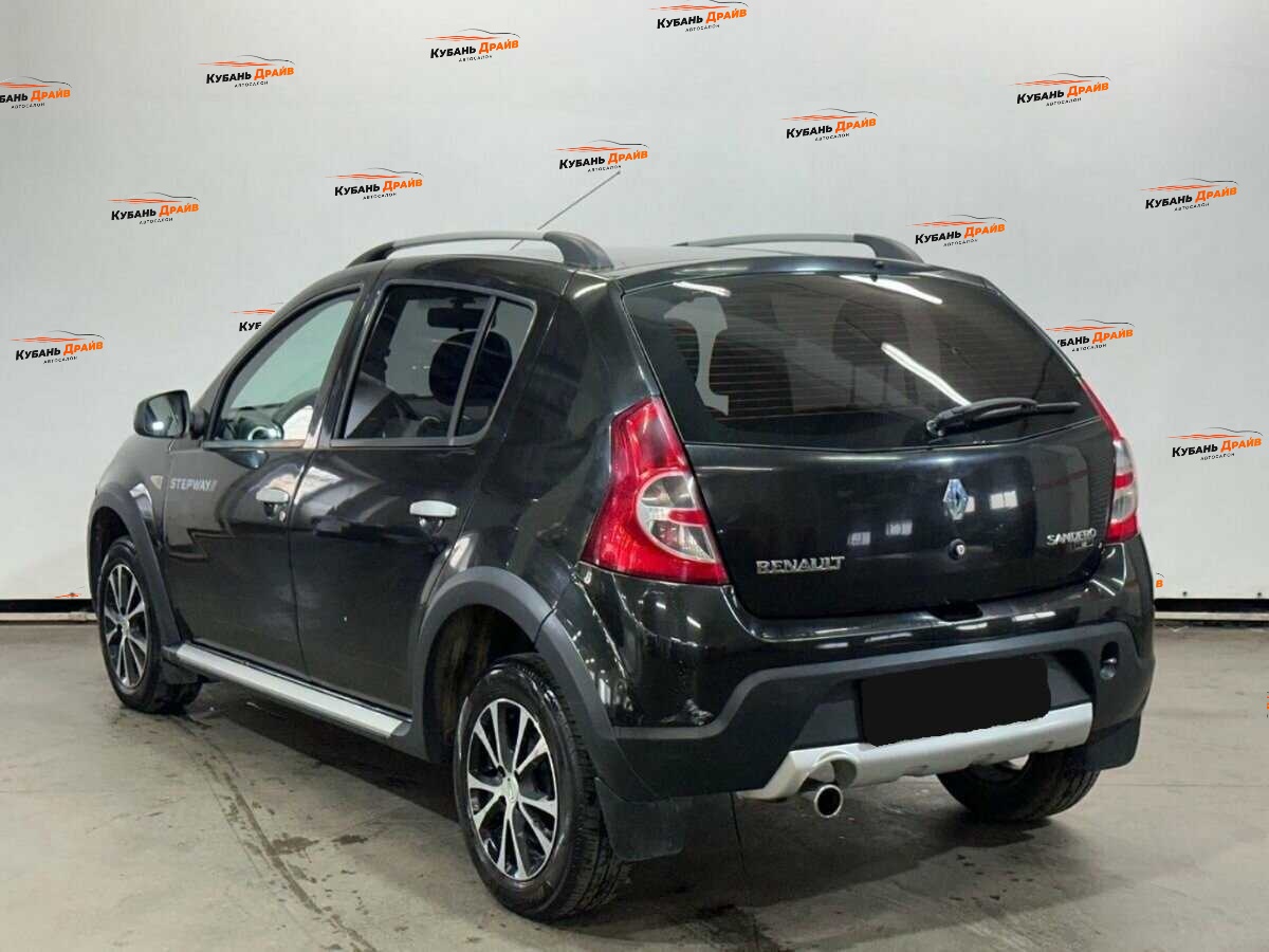 Renault Sandero 2012 года с пробегом. Фото: #6