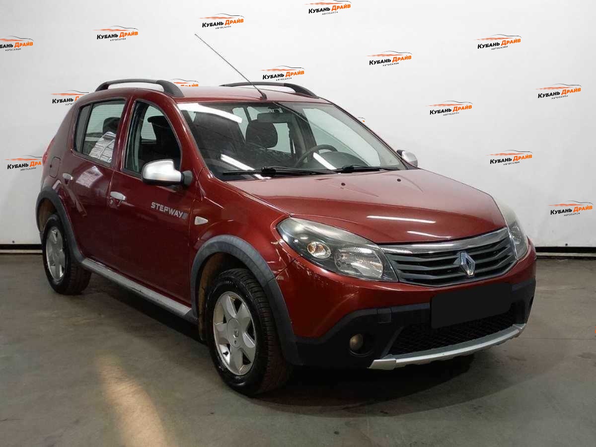 Renault Sandero 2012 года с пробегом. Фото: #2