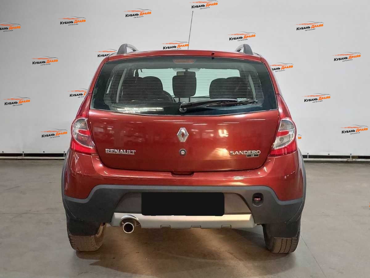 Renault Sandero 2012 года с пробегом. Фото: #5