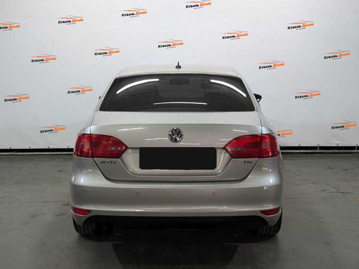 Volkswagen Jetta 2012 года с пробегом. Фото: #4