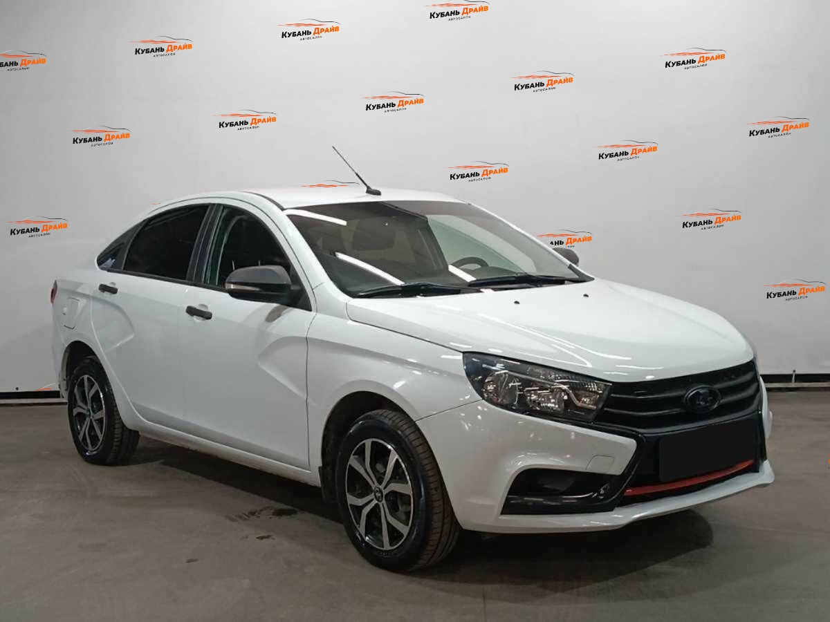 Lada (ВАЗ) Vesta 2016 года с пробегом. Фото: #2