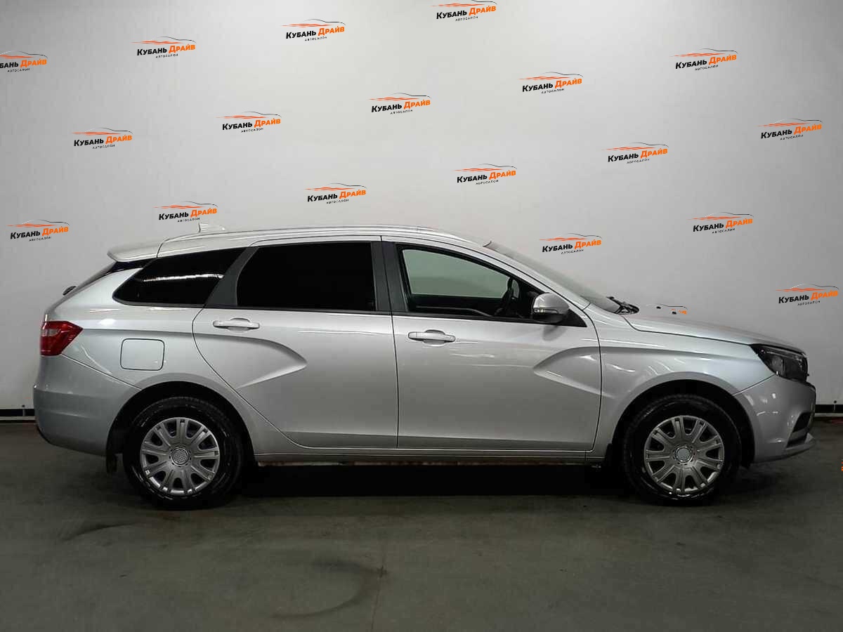 Lada (ВАЗ) Vesta 2021 года с пробегом. Фото: #3