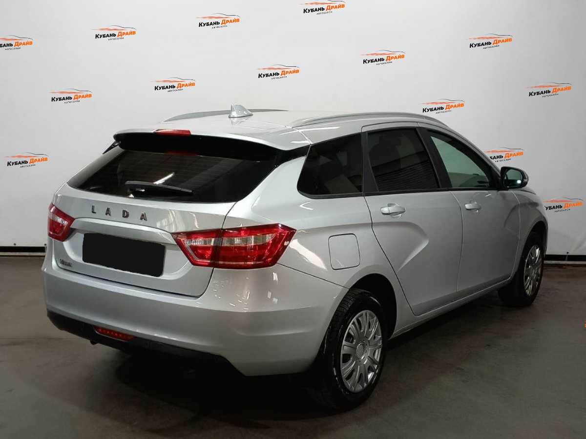 Lada (ВАЗ) Vesta 2021 года с пробегом. Фото: #4