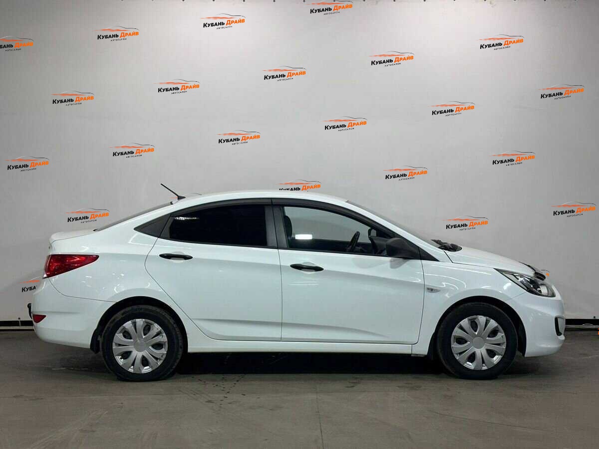 Hyundai Solaris 2014 года с пробегом. Фото: #3