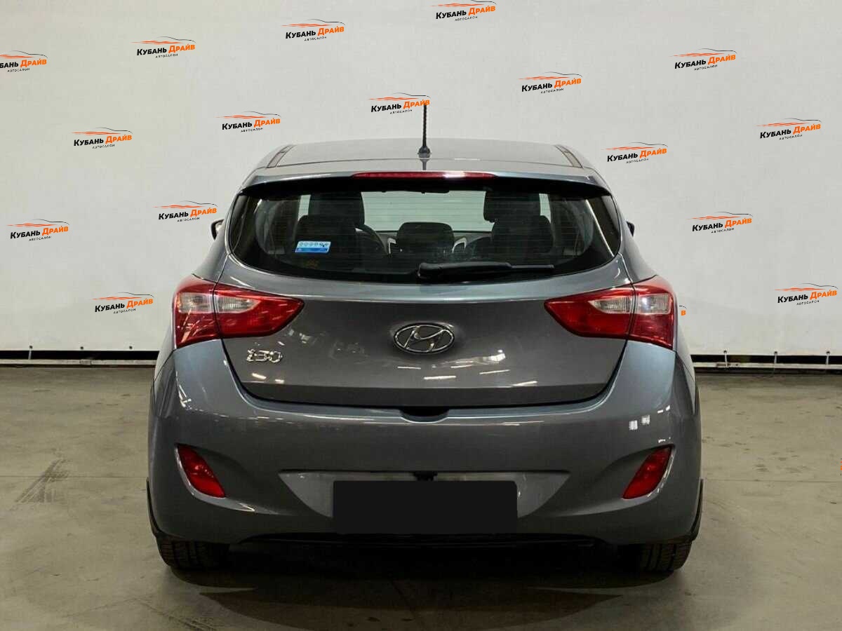 Hyundai i30 2013 года с пробегом. Фото: #4