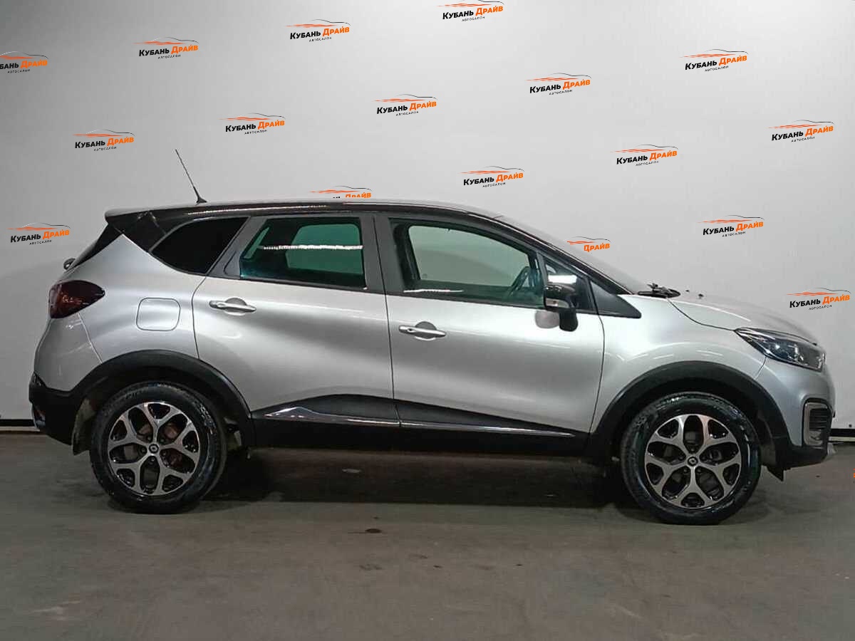 Renault Kaptur 2016 года с пробегом. Фото: #3