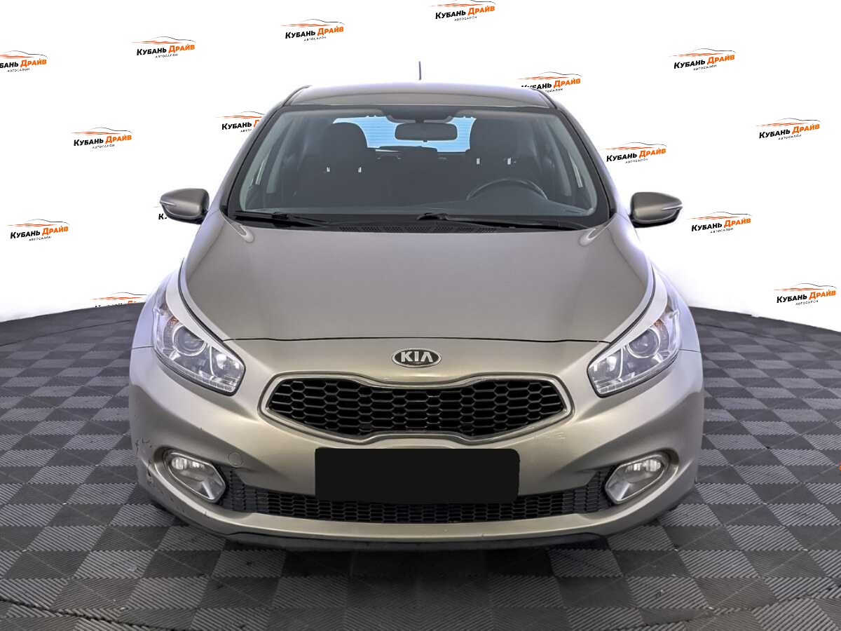 Kia Ceed 2014 года с пробегом. Фото: #1