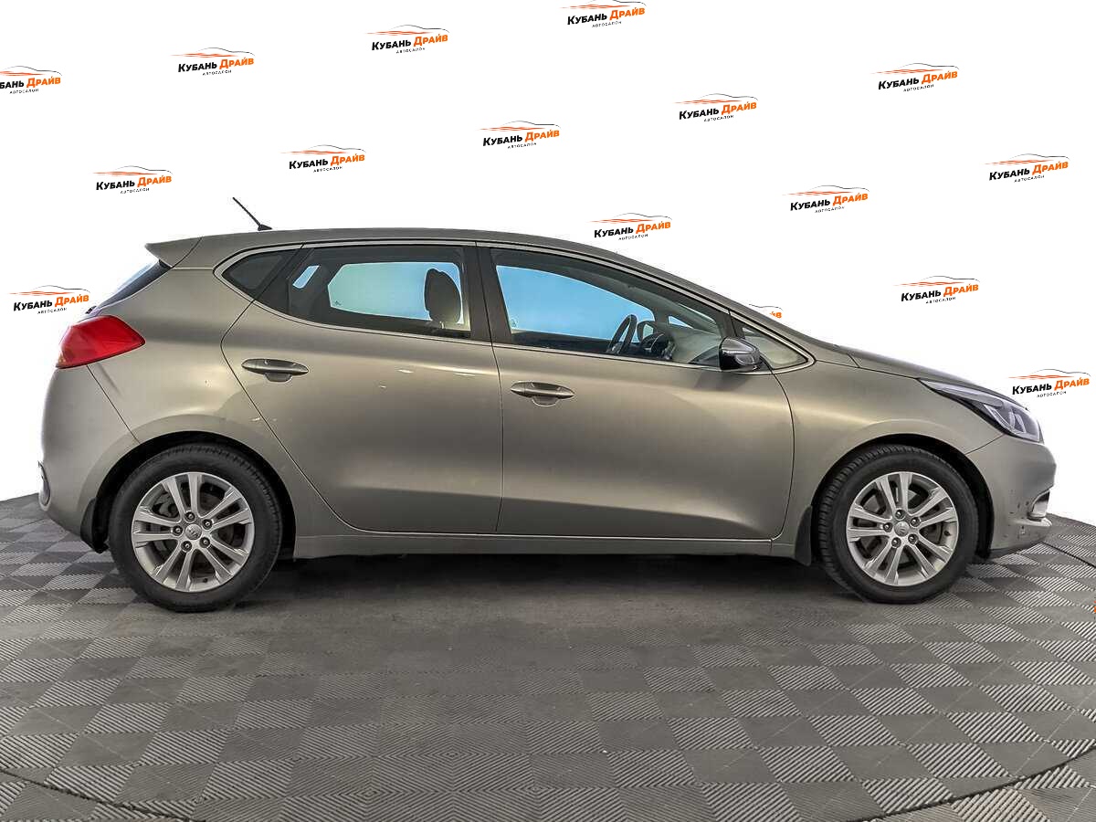 Kia Ceed 2014 года с пробегом. Фото: #3