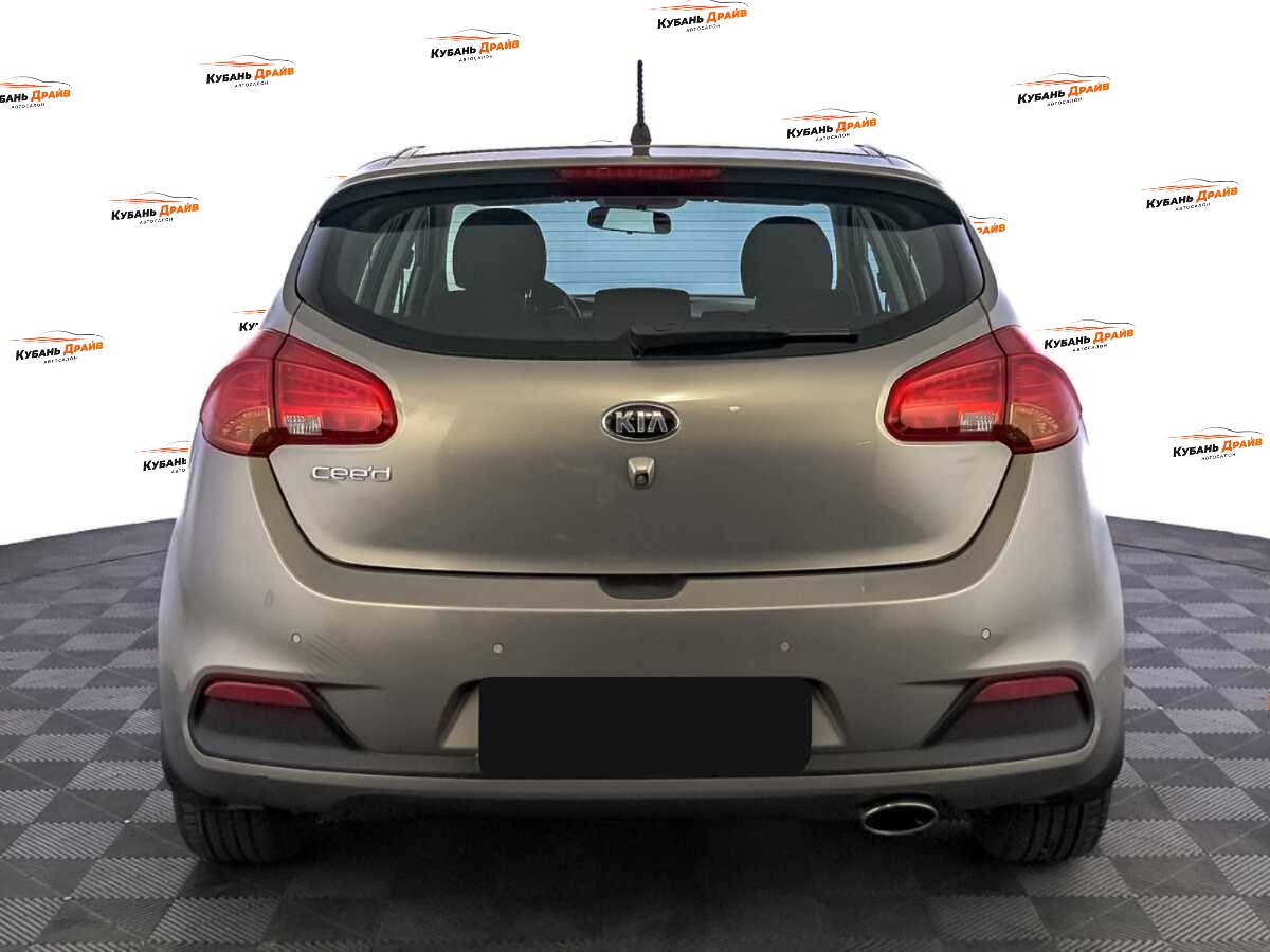 Kia Ceed 2014 года с пробегом. Фото: #5