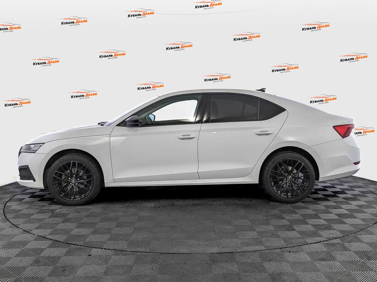 Skoda Octavia 2021 года с пробегом. Фото: #7
