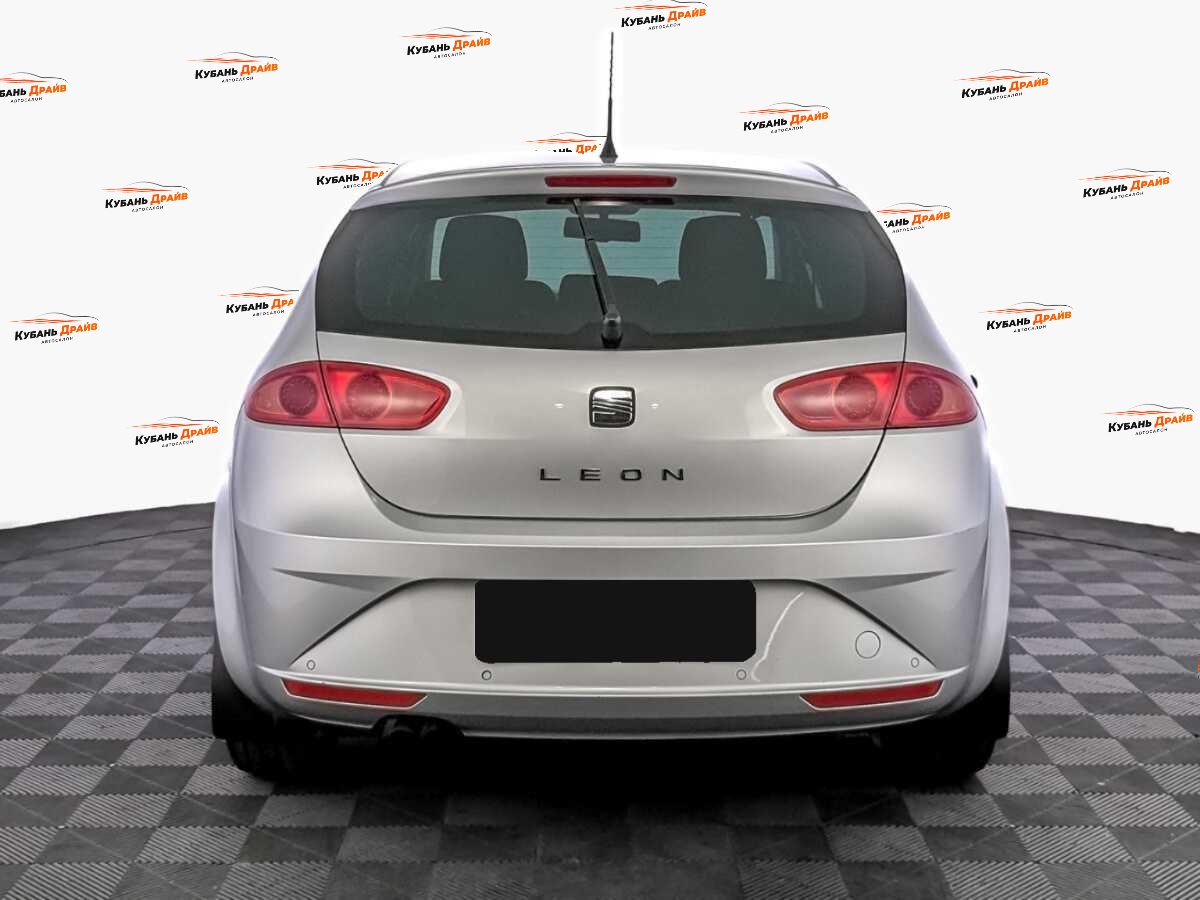 SEAT Leon 2012 года с пробегом. Фото: #5