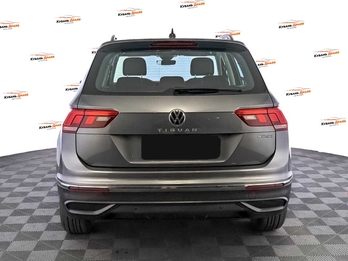 Volkswagen Tiguan 2021 года с пробегом. Фото: #5