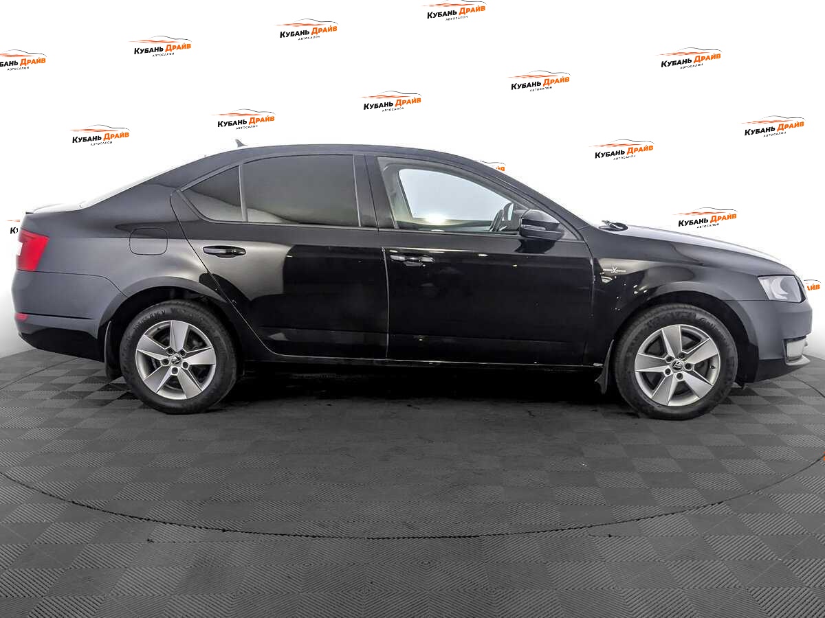 Skoda Octavia 2016 года с пробегом. Фото: #3
