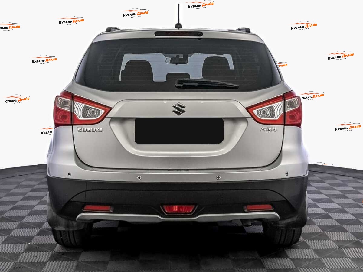 Suzuki SX4 2018 года с пробегом. Фото: #5