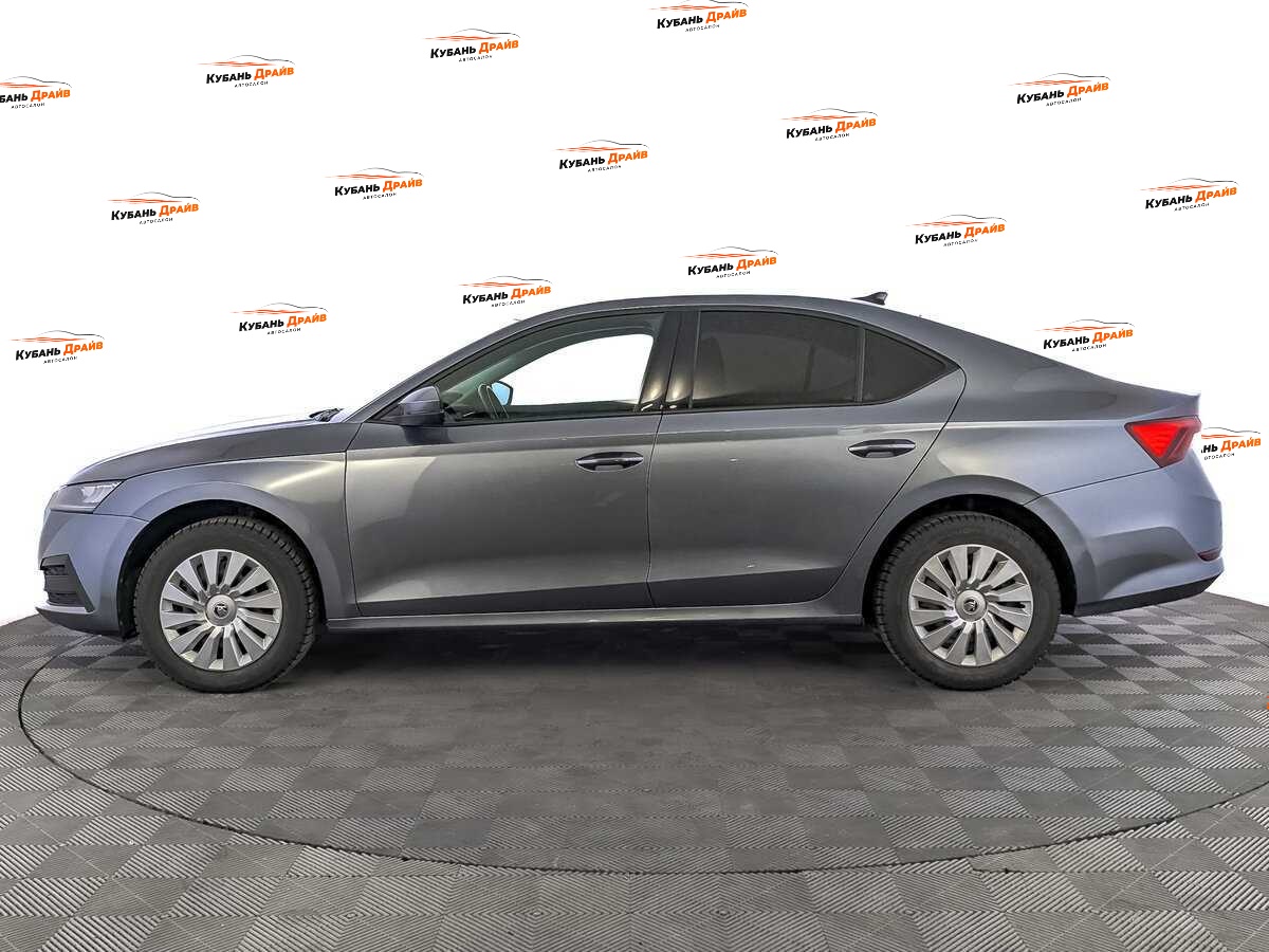 Skoda Octavia 2021 года с пробегом. Фото: #7
