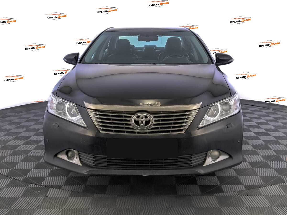 Toyota Camry 2014 года с пробегом. Фото: #1