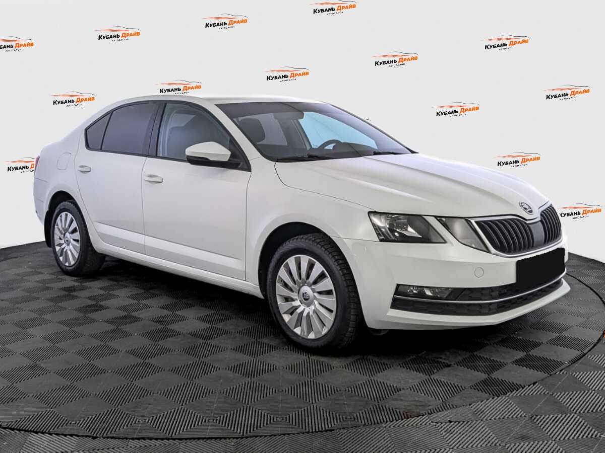 Skoda Octavia 2019 года с пробегом. Фото: #2