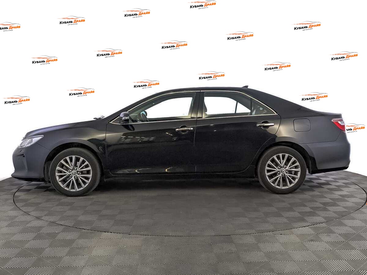 Toyota Camry 2017 года с пробегом. Фото: #7