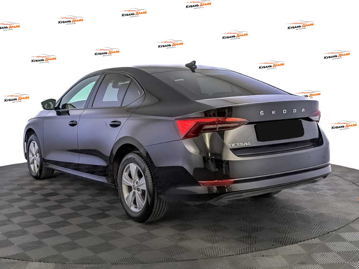 Skoda Octavia 2021 года с пробегом. Фото: #6