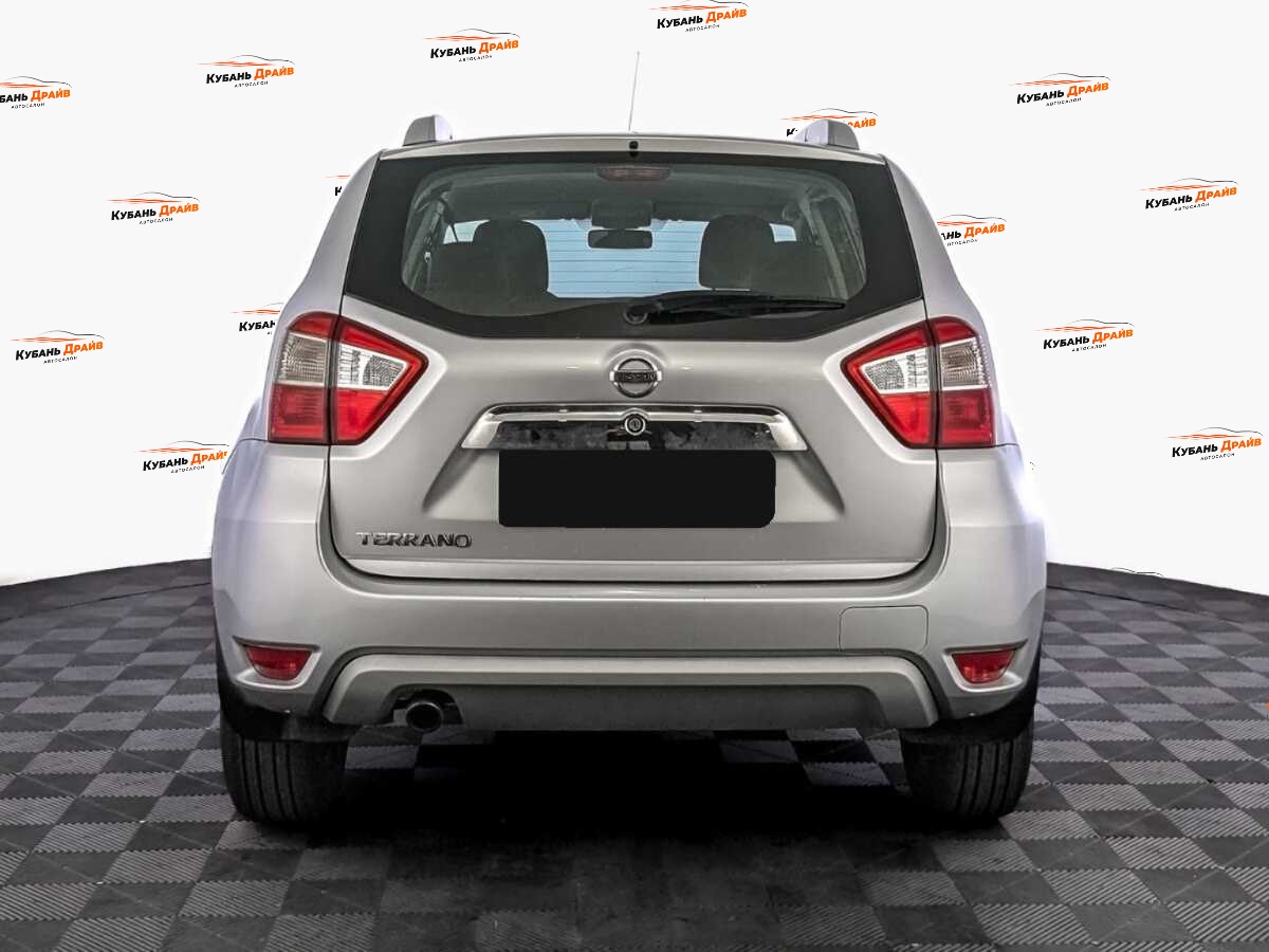 Nissan Terrano 2018 года с пробегом. Фото: #5
