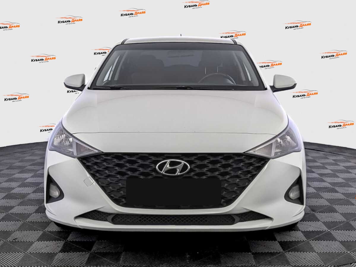 Hyundai Solaris 2020 года с пробегом. Фото: #1