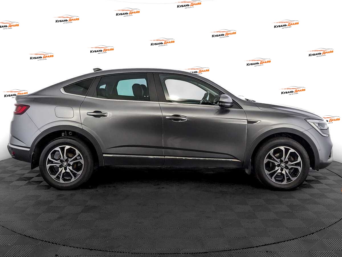 Renault Arkana 2021 года с пробегом. Фото: #3