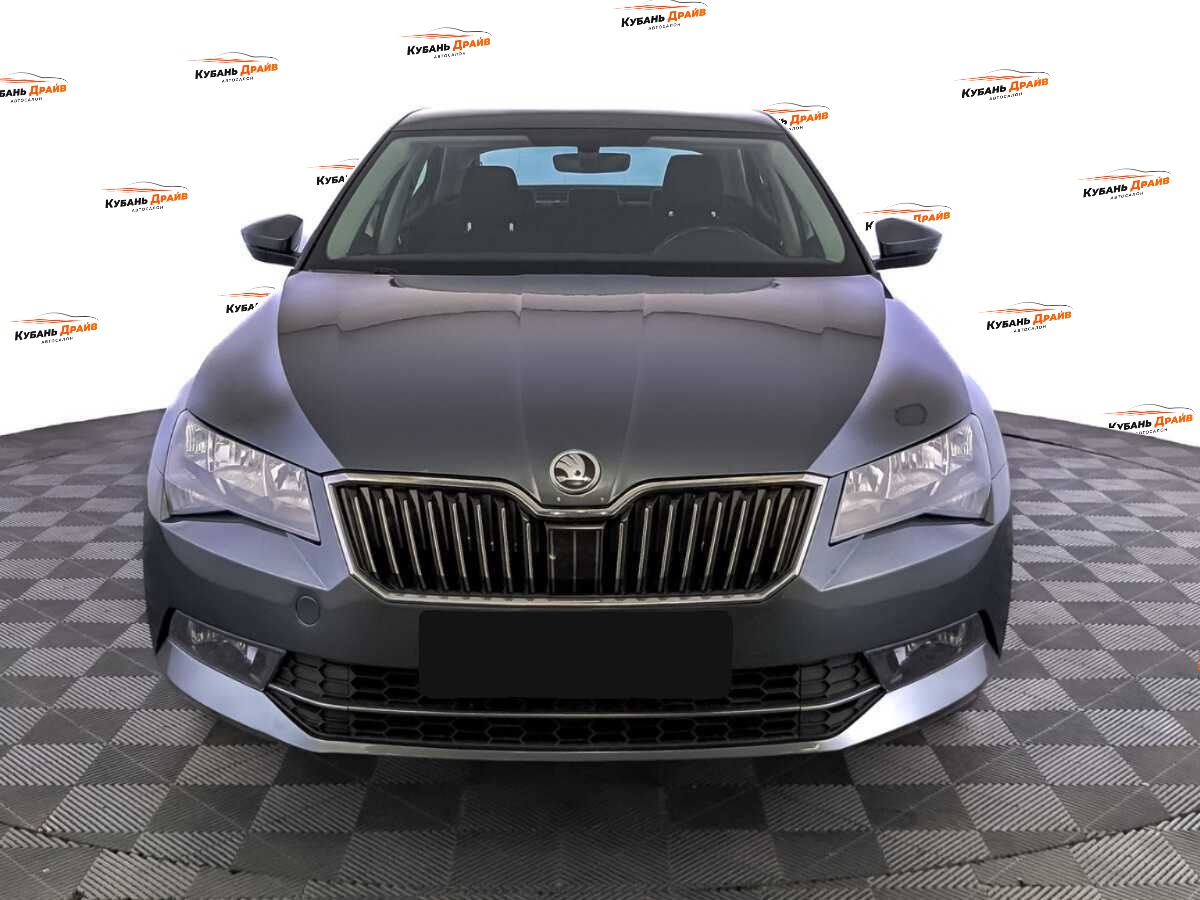 Skoda Superb 2018 года с пробегом. Фото: #1