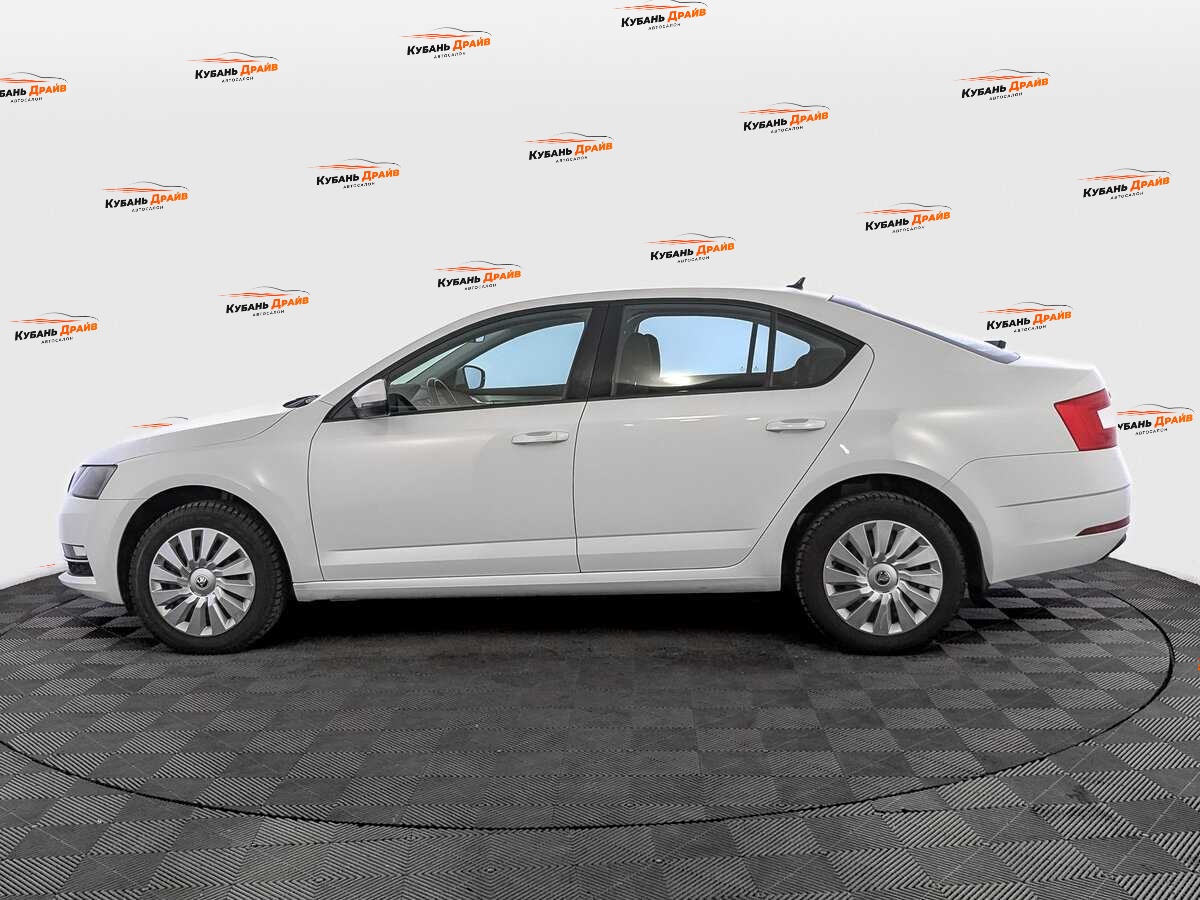 Skoda Octavia 2020 года с пробегом. Фото: #7