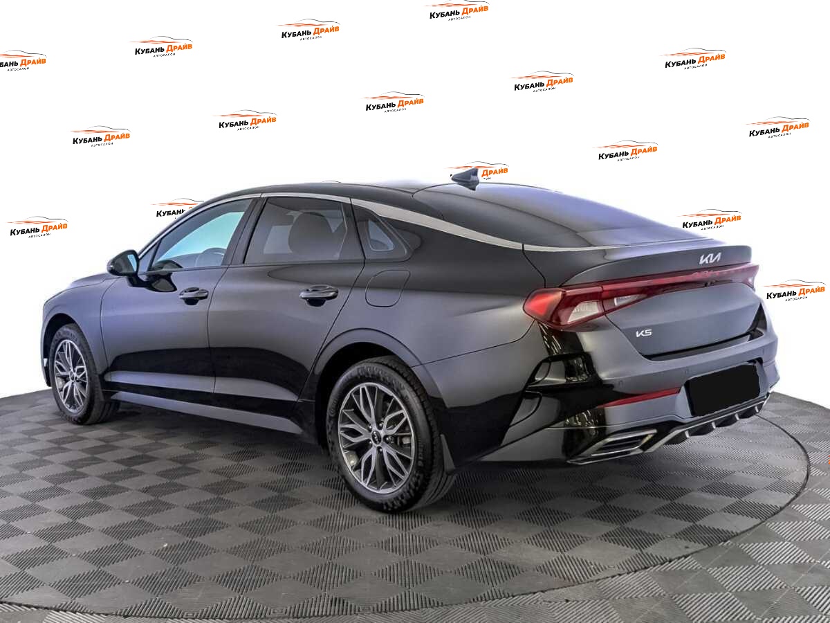 Kia K5 2023 года с пробегом. Фото: #6