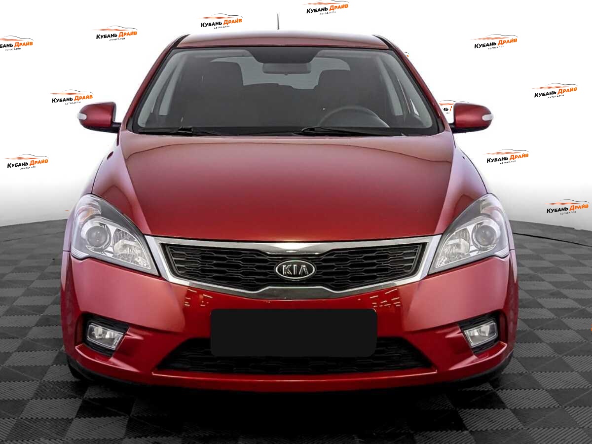 Kia Ceed 2012 года с пробегом. Фото: #1
