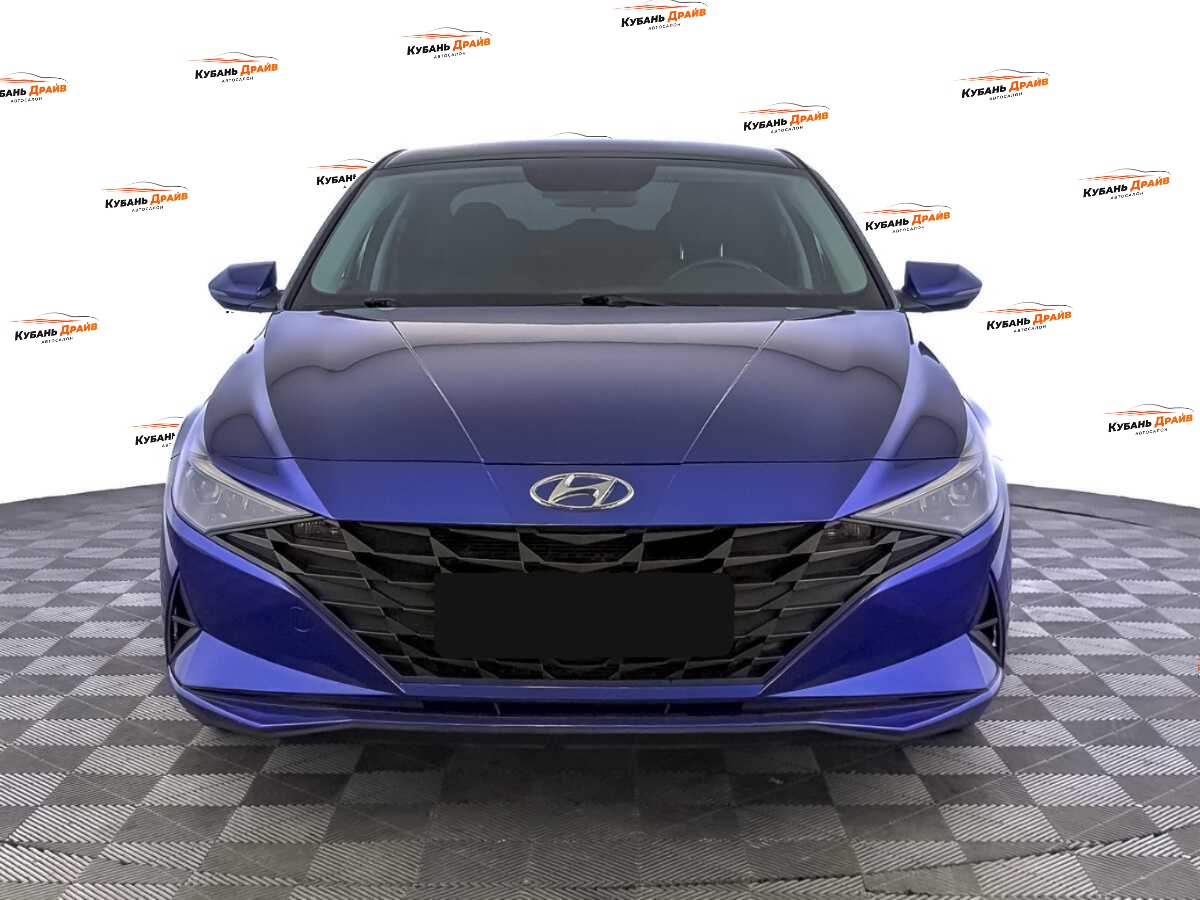 Hyundai Elantra 2021 года с пробегом. Фото: #1