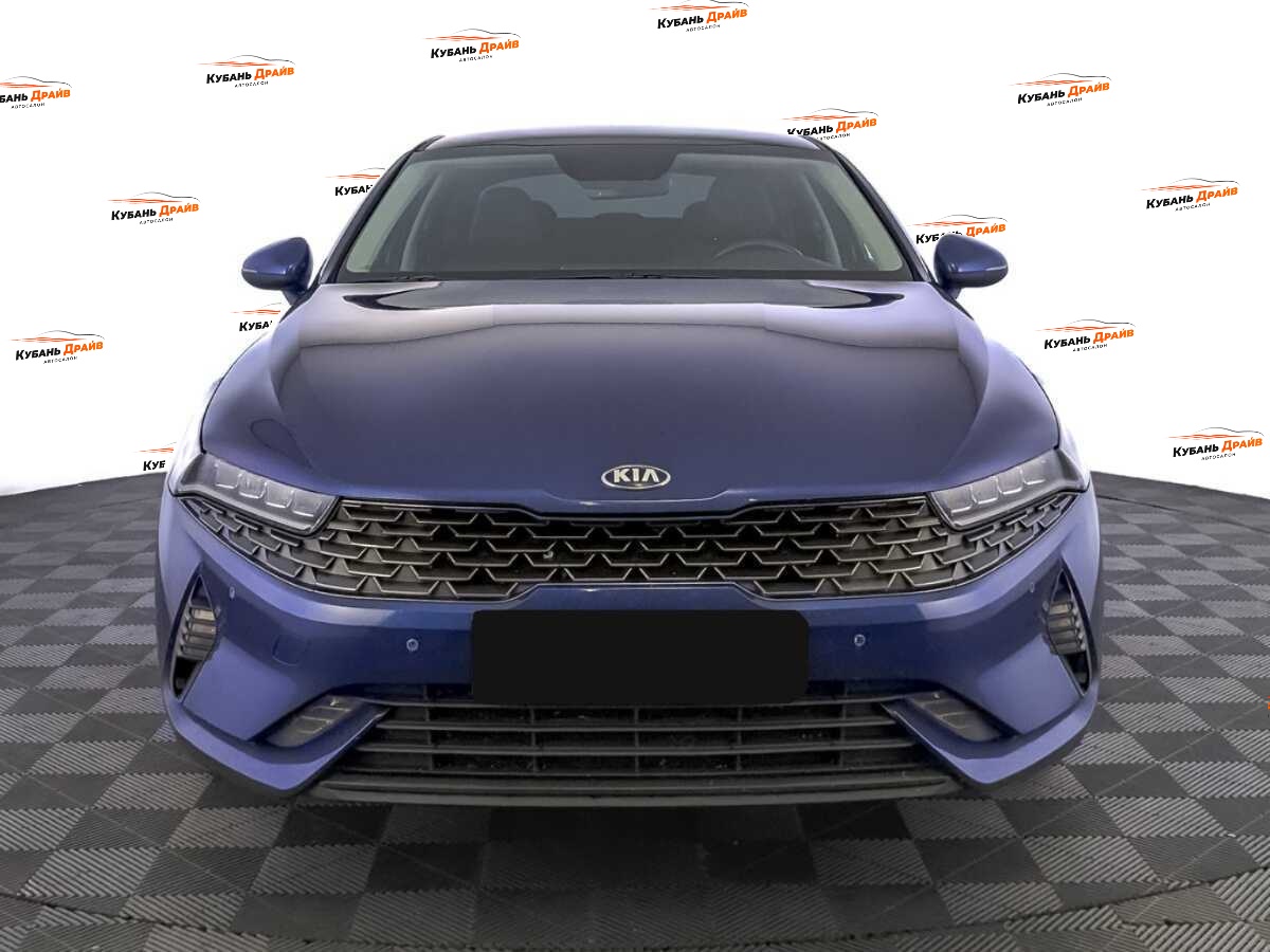 Kia K5 2021 года с пробегом. Фото: #1