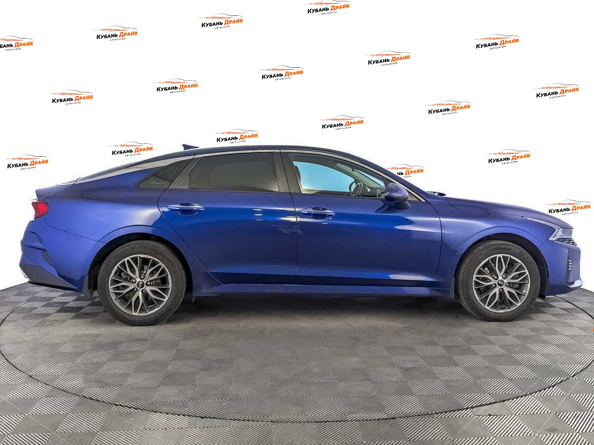 Kia K5 2021 года с пробегом. Фото: #3