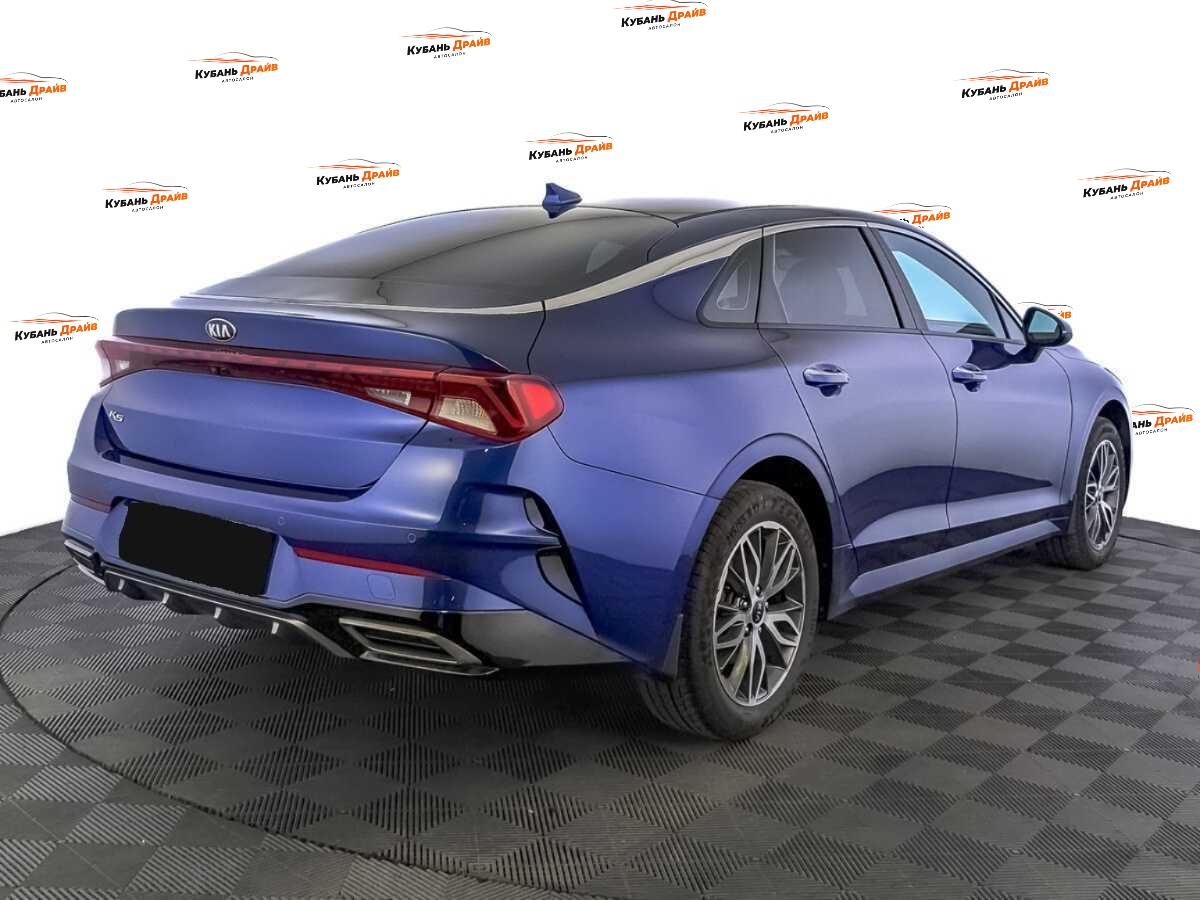Kia K5 2021 года с пробегом. Фото: #4