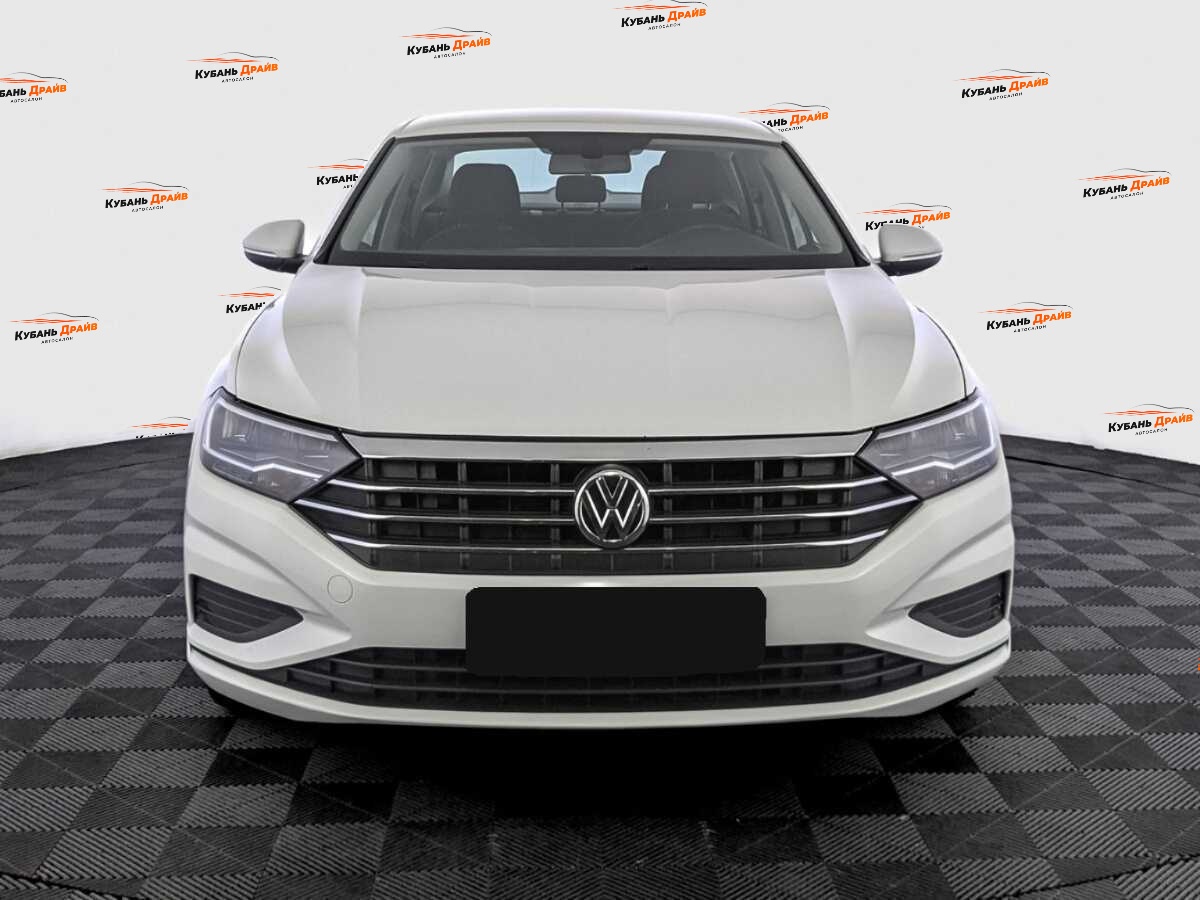 Volkswagen Jetta 2020 года с пробегом. Фото: #1