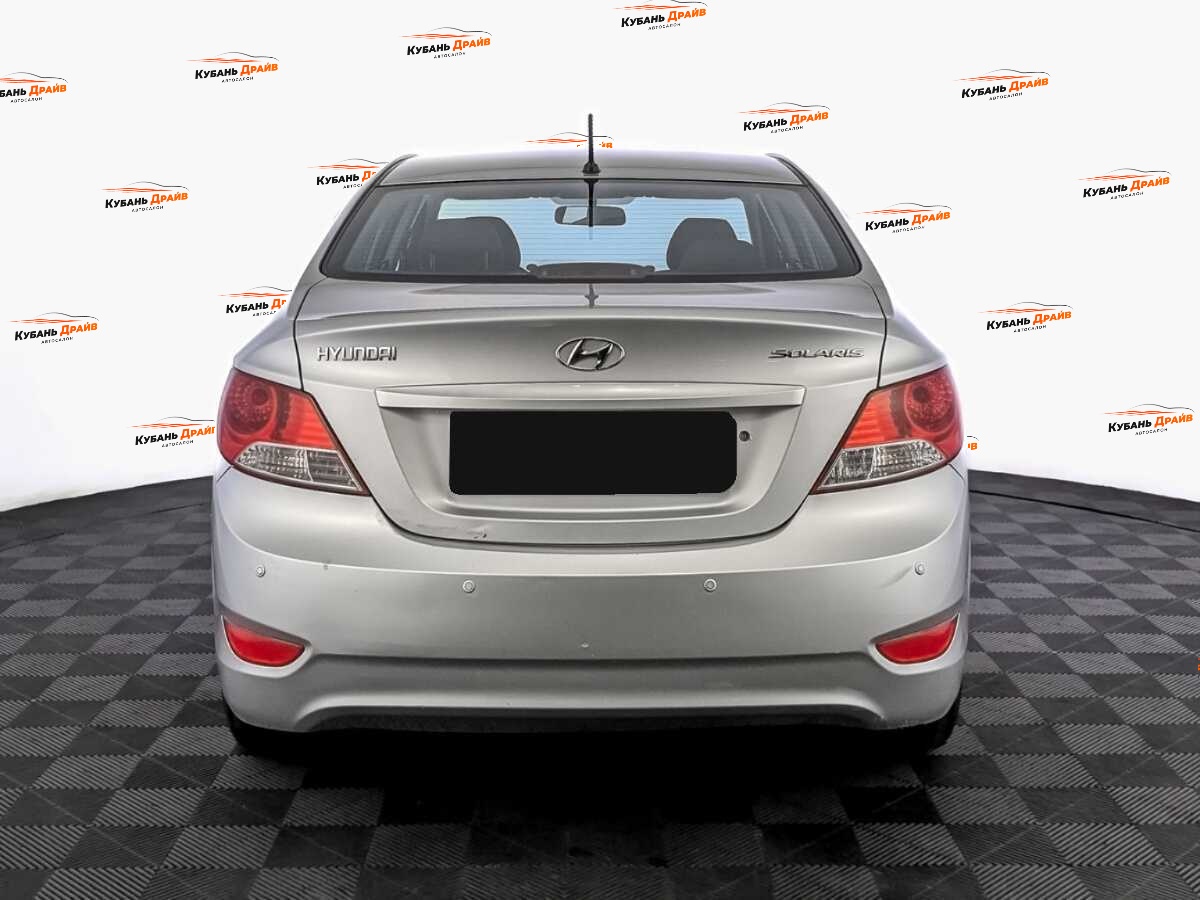 Hyundai Solaris 2012 года с пробегом. Фото: #5